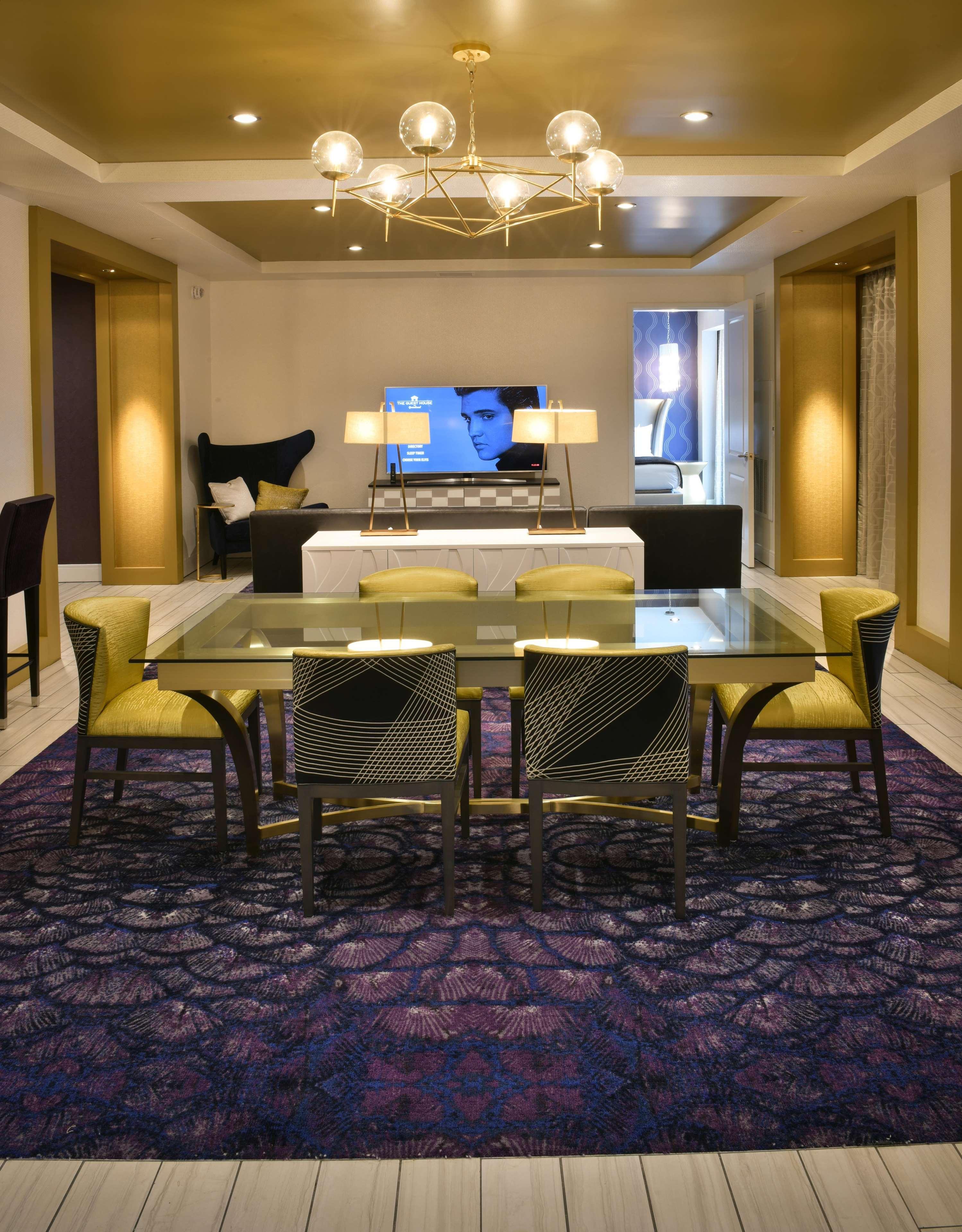 The Guest House At Graceland Мемфис Экстерьер фото